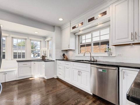 Tiny photo for 170 S FAIRVIEW Avenue, Elmhurst, IL 60126 (MLS # 12516323)