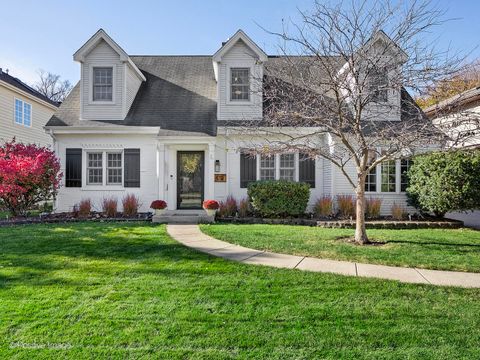 170 S FAIRVIEW Avenue Elmhurst IL 60126