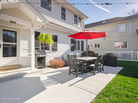 Tiny photo for 170 S FAIRVIEW Avenue, Elmhurst, IL 60126 (MLS # 12516323)