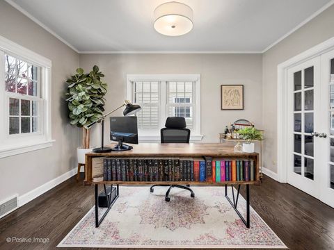 Tiny photo for 170 S FAIRVIEW Avenue, Elmhurst, IL 60126 (MLS # 12516323)