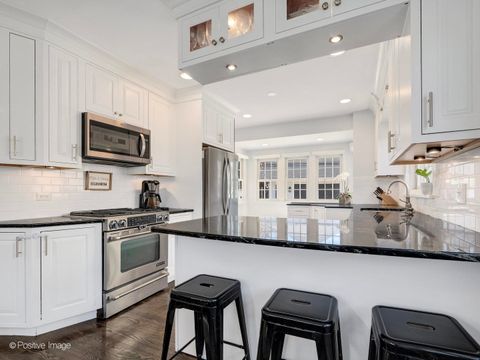 Tiny photo for 170 S FAIRVIEW Avenue, Elmhurst, IL 60126 (MLS # 12516323)