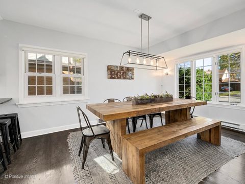 Tiny photo for 170 S FAIRVIEW Avenue, Elmhurst, IL 60126 (MLS # 12516323)