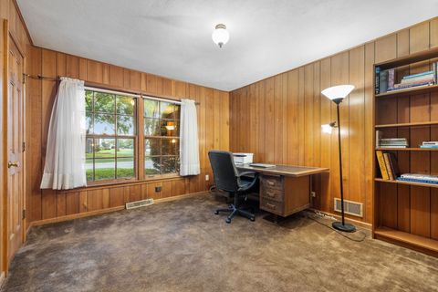 Tiny photo for 2S501 Seneca Drive, Wheaton, IL 60189 (MLS # 12536422)