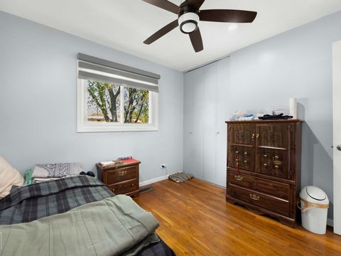 Tiny photo for 940 Washington Boulevard, Hoffman Estates, IL 60169 (MLS # 12695238)