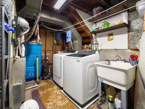 Tiny photo for 940 Washington Boulevard, Hoffman Estates, IL 60169 (MLS # 12695238)