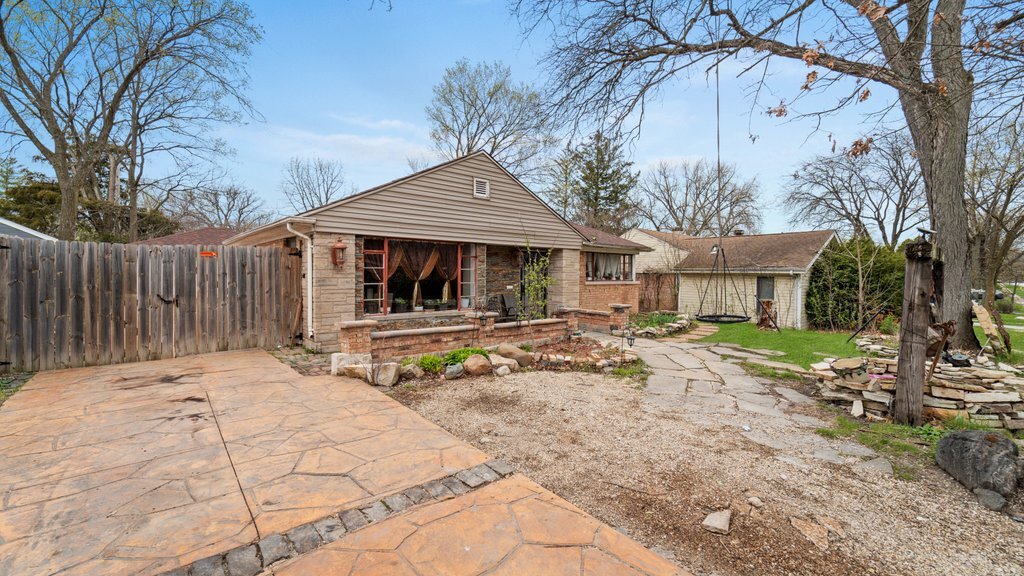 36 Monee Road