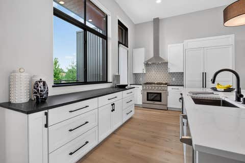 Tiny photo for 3255 Palmer Hills Court #0, Bettendorf, IA 52722 (MLS # 12734676)