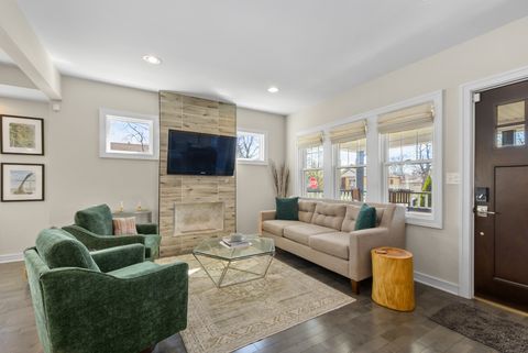 Tiny photo for 10459 S Troy Street, Chicago, IL 60655 (MLS # 12614162)