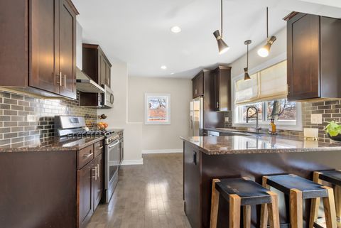 Tiny photo for 10459 S Troy Street, Chicago, IL 60655 (MLS # 12614162)