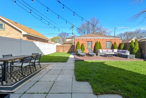 Tiny photo for 10459 S Troy Street, Chicago, IL 60655 (MLS # 12614162)
