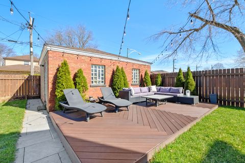 Tiny photo for 10459 S Troy Street, Chicago, IL 60655 (MLS # 12614162)