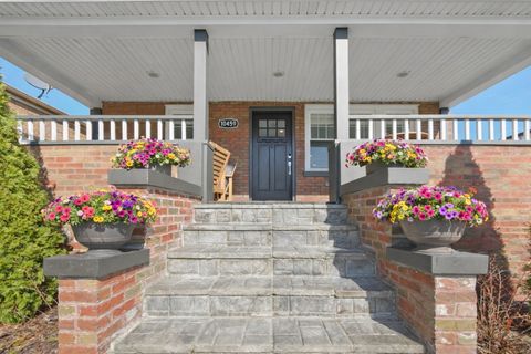 Tiny photo for 10459 S Troy Street, Chicago, IL 60655 (MLS # 12614162)