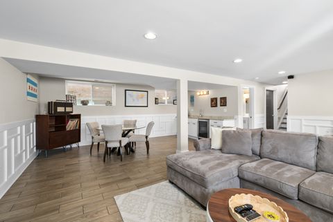 Tiny photo for 10459 S Troy Street, Chicago, IL 60655 (MLS # 12614162)