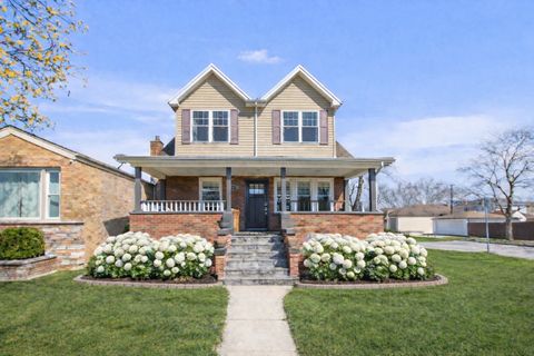 Tiny photo for 10459 S Troy Street, Chicago, IL 60655 (MLS # 12614162)