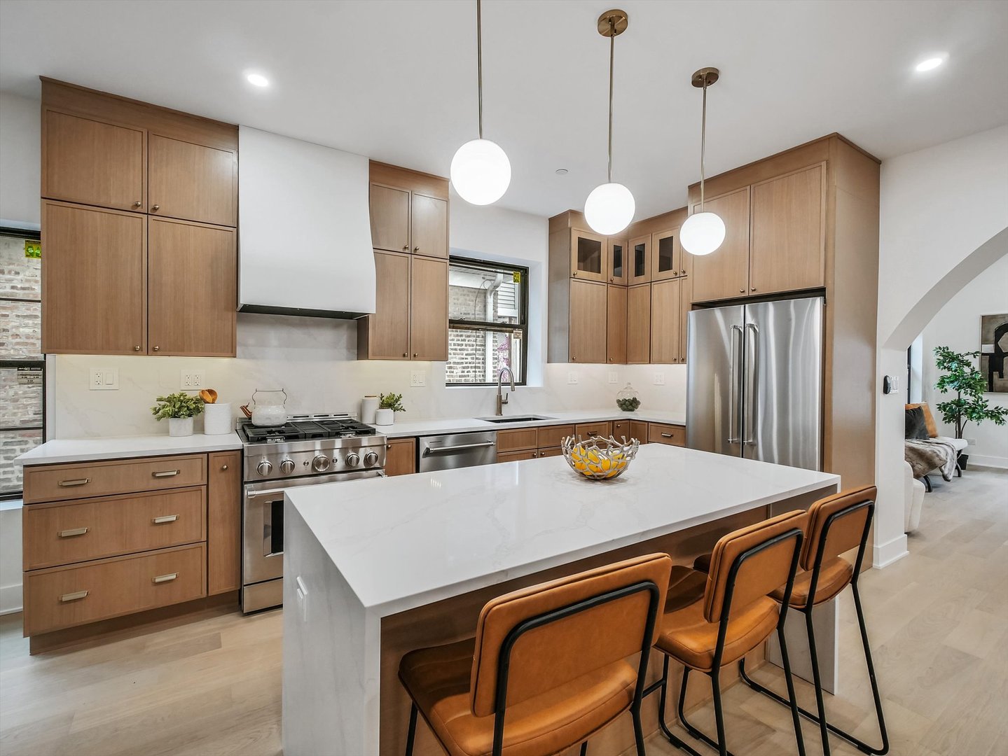 1215 N Taylor Avenue