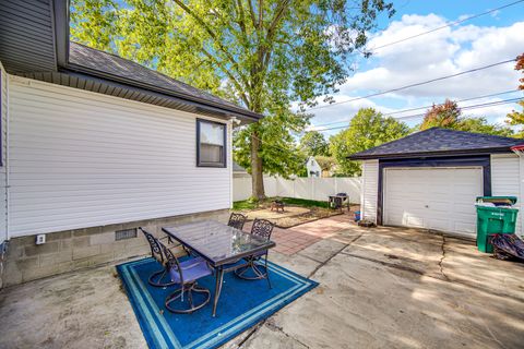 Tiny photo for 609 Cowles Avenue, Joliet, IL 60435 (MLS # 12478550)
