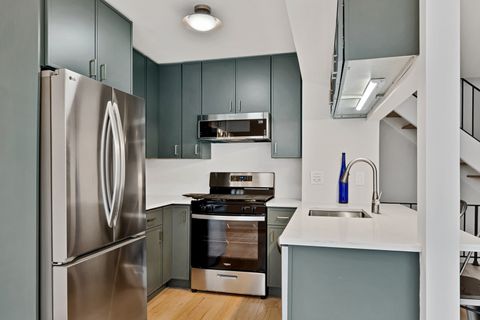 Tiny photo for 406 Inverrary Lane, Deerfield, IL 60015 (MLS # 12588574)