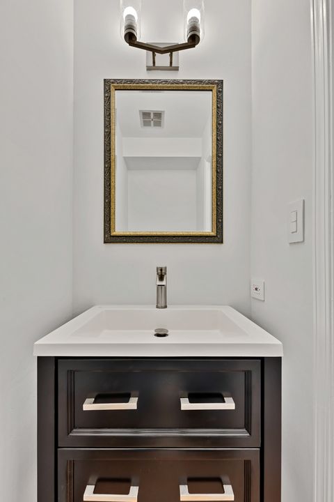 Tiny photo for 406 Inverrary Lane, Deerfield, IL 60015 (MLS # 12588574)