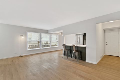 Tiny photo for 406 Inverrary Lane, Deerfield, IL 60015 (MLS # 12588574)