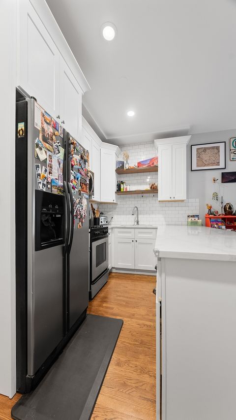 Tiny photo for 2524 W Bloomingdale Avenue #B, Chicago, IL 60647 (MLS # 12607290)