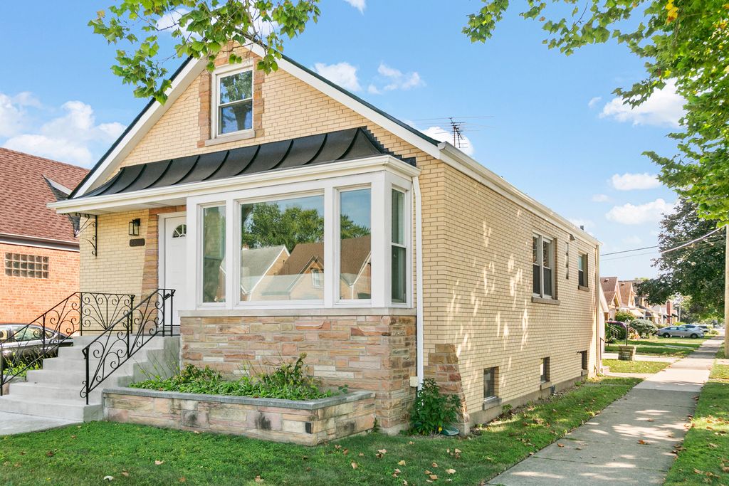 Photo for 2263 S 14th Avenue, North Riverside, IL 60546 (MLS # 12497559)