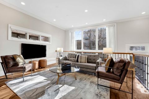 Tiny photo for 1433 W Winnemac Avenue, Chicago, IL 60640 (MLS # 12543415)