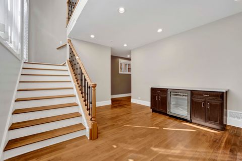 Tiny photo for 1433 W Winnemac Avenue, Chicago, IL 60640 (MLS # 12543415)
