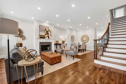 Tiny photo for 1433 W Winnemac Avenue, Chicago, IL 60640 (MLS # 12543415)