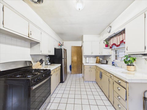 Tiny photo for 1411 Stratford Avenue, Rockford, IL 61107 (MLS # 12774926)