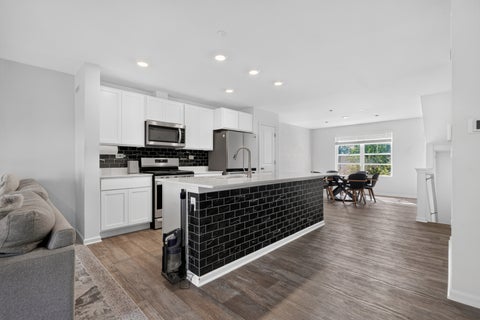 Tiny photo for 17317 Roscommon Road, Tinley Park, IL 60477 (MLS # 12738890)