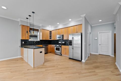 Tiny photo for 4105 S Drexel Boulevard #1SR, Chicago, IL 60653 (MLS # 12558285)