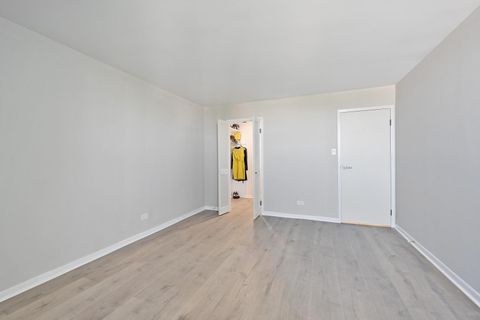 Tiny photo for 9725 S Karlov Avenue #610, Oak Lawn, IL 60453 (MLS # 12597548)