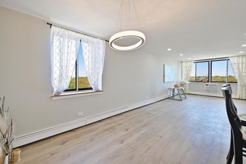 Tiny photo for 9725 S Karlov Avenue #610, Oak Lawn, IL 60453 (MLS # 12597548)