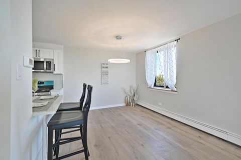 Tiny photo for 9725 S Karlov Avenue #610, Oak Lawn, IL 60453 (MLS # 12597548)