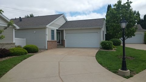 Photo of 67 Astoria Way, Bloomington, IL 61704 (MLS # 12540196)