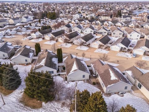 Tiny photo for 67 Astoria Way, Bloomington, IL 61704 (MLS # 12540196)