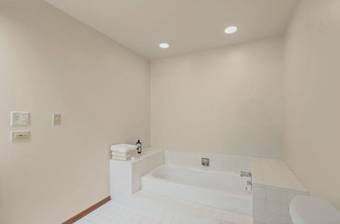 Tiny photo for 1410 W Partridge Lane #6, Arlington Heights, IL 60004 (MLS # 12742428)