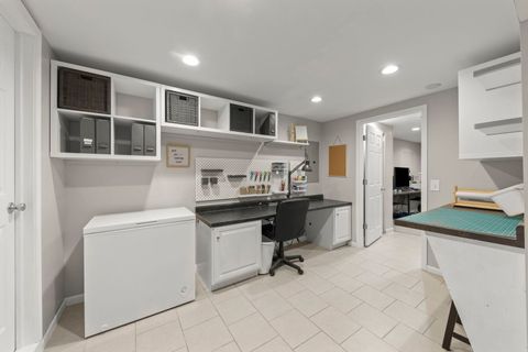 Tiny photo for 800 N Ashbury Avenue, Bolingbrook, IL 60440 (MLS # 12451108)