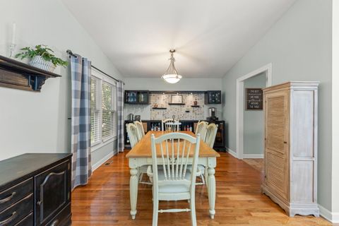 Tiny photo for 800 N Ashbury Avenue, Bolingbrook, IL 60440 (MLS # 12451108)