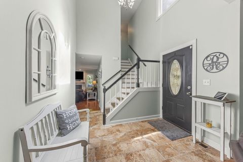 Tiny photo for 800 N Ashbury Avenue, Bolingbrook, IL 60440 (MLS # 12451108)