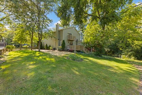 Tiny photo for 800 N Ashbury Avenue, Bolingbrook, IL 60440 (MLS # 12451108)