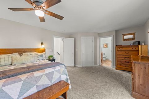 Tiny photo for 800 N Ashbury Avenue, Bolingbrook, IL 60440 (MLS # 12451108)