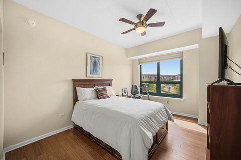 Tiny photo for 6420 DOUBLE EAGLE Drive #414, Woodridge, IL 60517 (MLS # 12636230)