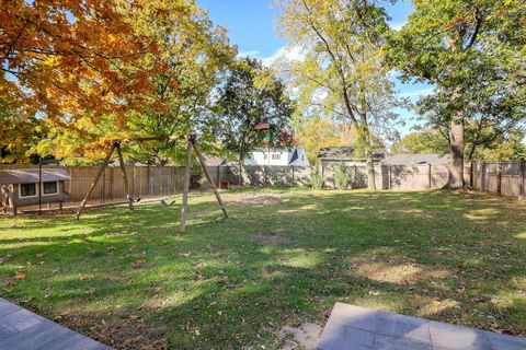 Tiny photo for 1 W Logan Street E, Lemont, IL 60439 (MLS # 12505318)