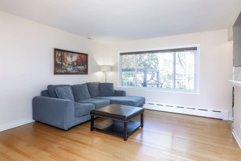 Tiny photo for 1 W Logan Street E, Lemont, IL 60439 (MLS # 12505318)