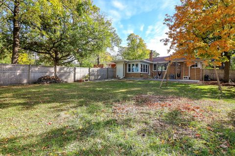 Tiny photo for 1 W Logan Street E, Lemont, IL 60439 (MLS # 12505318)