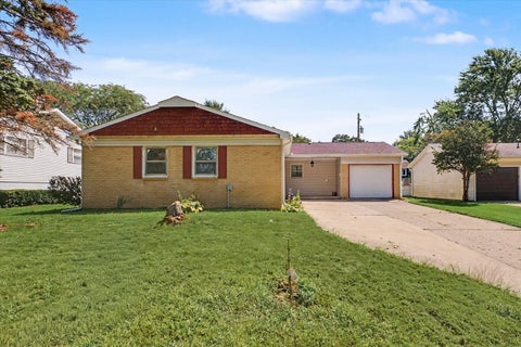 Photo of 1004 Frank Drive, Champaign, IL 61821 (MLS # 12723064)