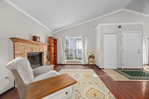 Tiny photo for 238 Paddington Lane, Bolingbrook, IL 60440 (MLS # 12469753)
