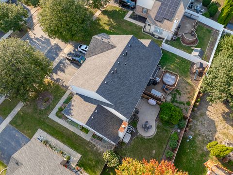 Tiny photo for 238 Paddington Lane, Bolingbrook, IL 60440 (MLS # 12469753)