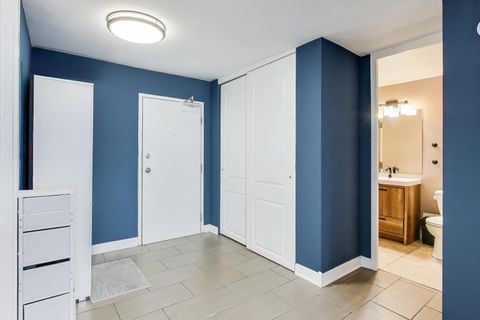 Tiny photo for 5740 N Sheridan Road #12E, Chicago, IL 60660 (MLS # 12594291)